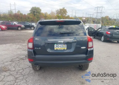 2014 Jeep Compass Latitude из США, поврежденный, VIN 1C4NJDEB6ED731150